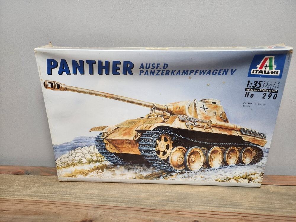 ALL IN BOX! Italeri Panther Ausf.D Panzerkampfwagen V 1/35 Model Kit No. 290